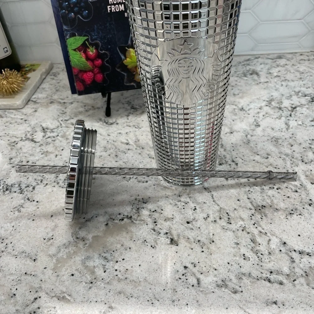 Starbucks Metallic Mirror Silver Grid Tumbler  High shine chrome finish. NWT.